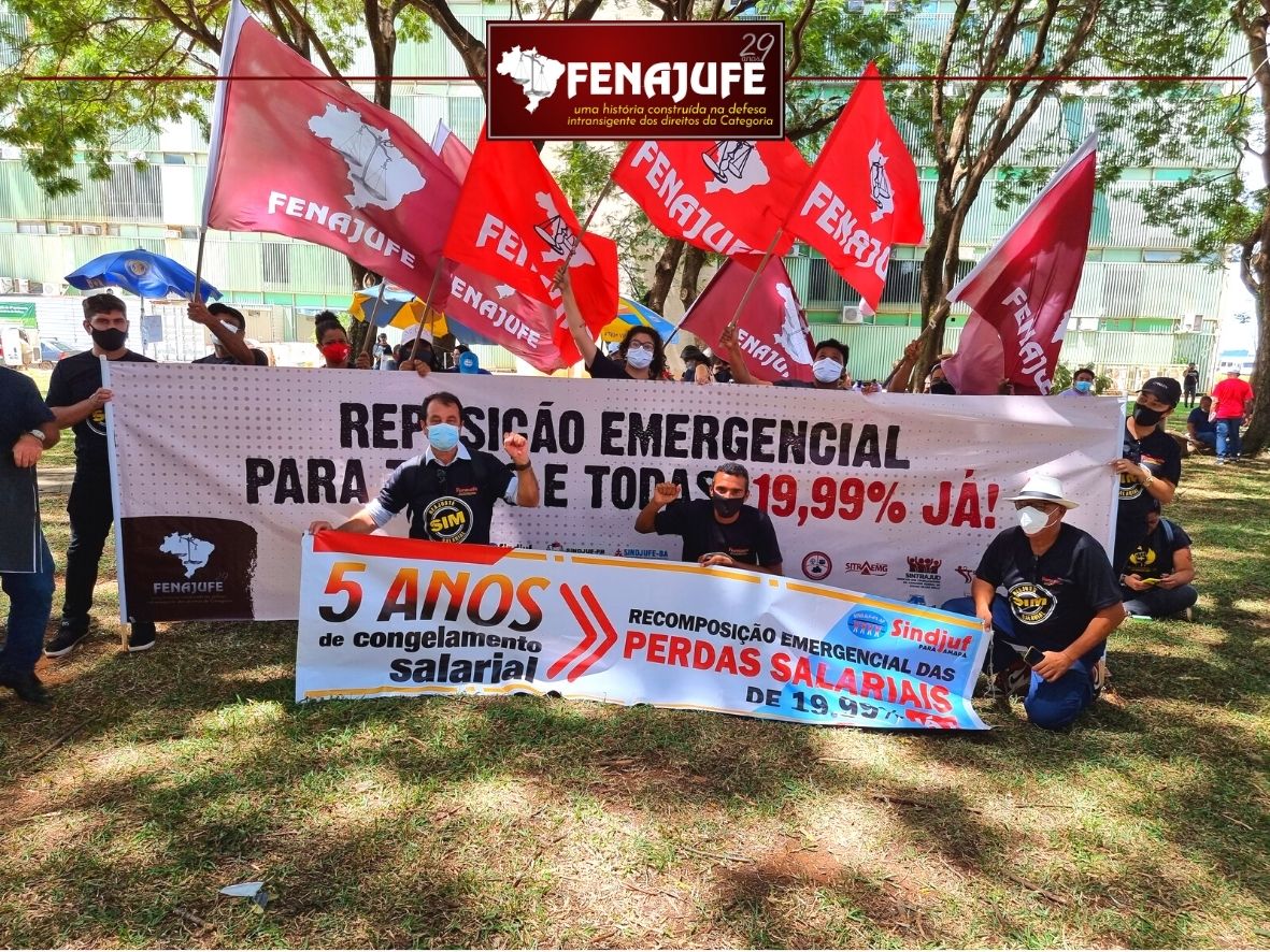 Servidores encerram Jornada de luta com ato no Ministério da Economia e Senado Federal