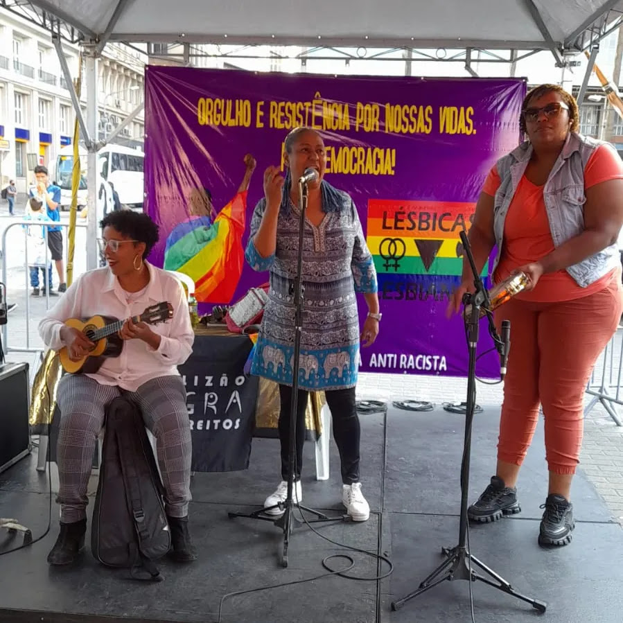 Atividades referentes ao Dia da Visibilidade Lésbica reúnem Sintrajufe/RS e outras entidades em Porto Alegre