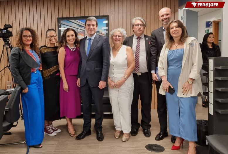 Fenajufe apresenta proposta de reestruturação da carreira dos servidores do PJU no Fórum de Carreira do CNJ