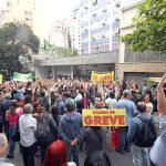 Em São Paulo, servidores suspendem movimento paredista e mantêm estado de greve