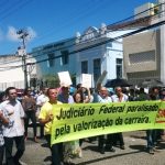 Servidores do Judiciário Federal em Sergipe fazem ato pela recomposição de perdas e valorização salarial