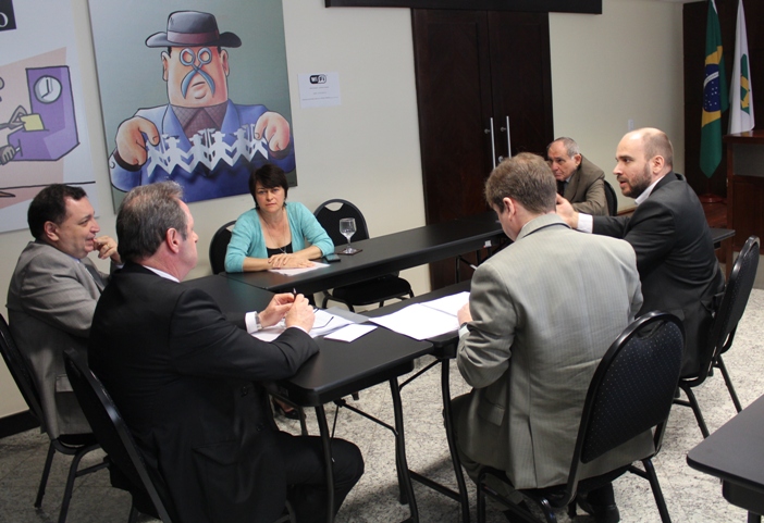 Fenajufe e Anamatra dialogam para enfrentar metas impositivas e problemas de saúde e condições de trabalho no Judiciário