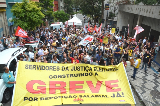 Servidores de São Paulo iniciam greve por tempo indeterminado na terça (30/09)