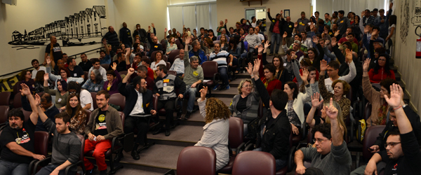 Greve é suspensa no RS; mantido estado de greve, com apagões e atos públicos