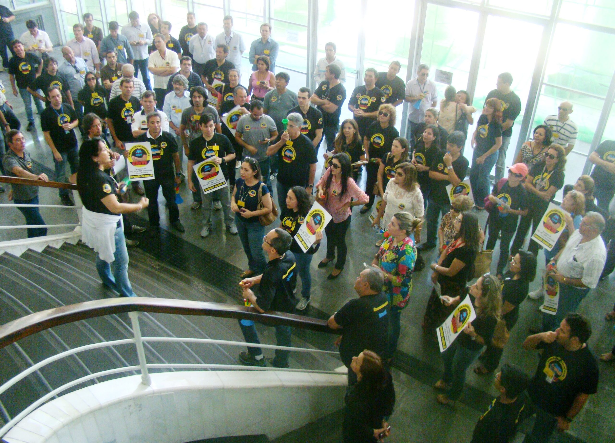 Greve no RN: Arrastão na JF. Suspensão das audiências no TRT. Adesão no interior