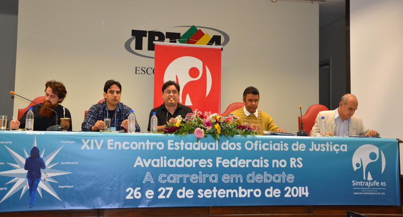 Plano de Carreira foi tema de painel aberto à categoria e transmitido ao vivo pelo Sintrajufe/RS