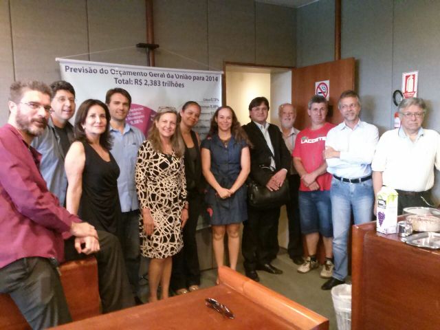 Fenajufe participa de reunião do Conselho Político da Auditoria Cidadã da Dívida