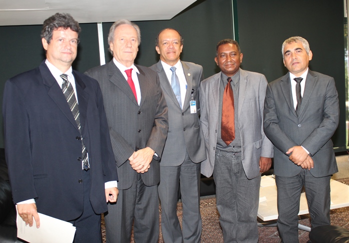 Mais uma vez cobrado pela Fenajufe, Lewandowski continua afirmando ser favorável ao reajuste, mas não tem nada de concreto para os servidores