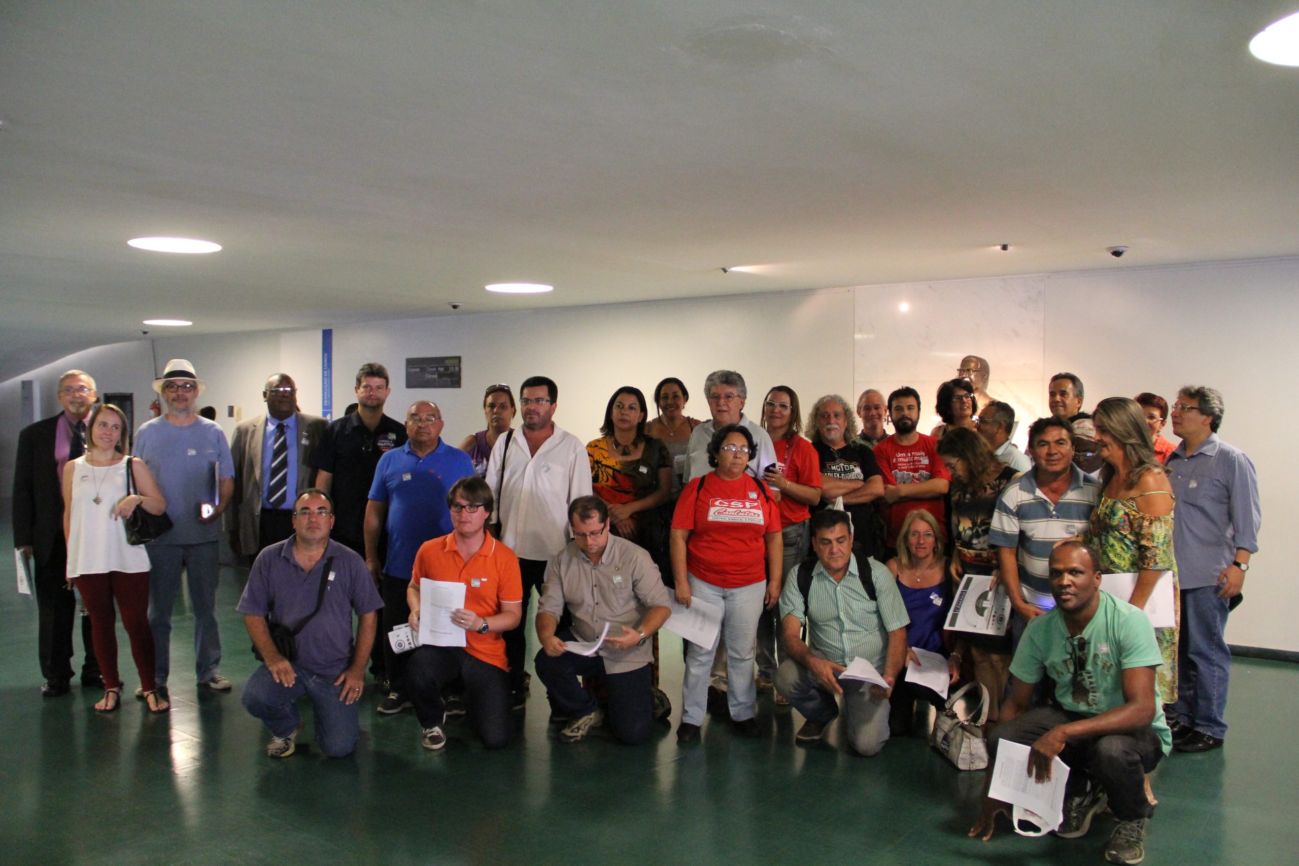 SPFs entregam pauta de reivindicações aos deputados federais, além de ato no STF