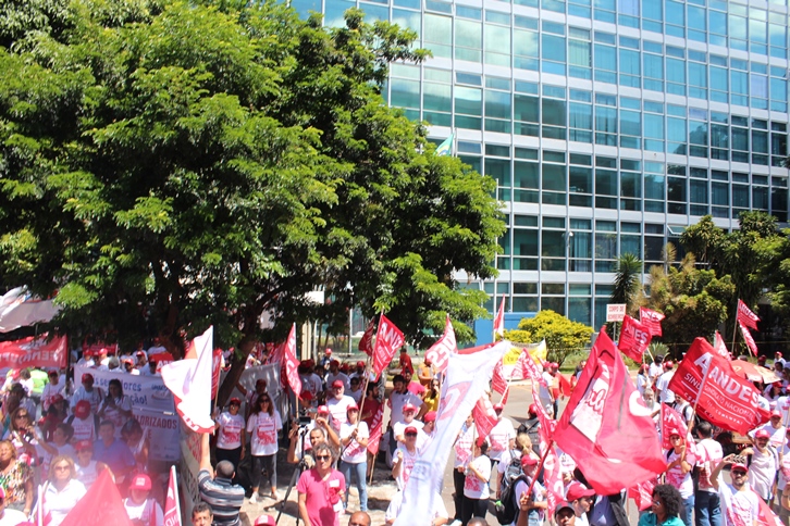 Fenajufe participa do lançamento da campanha salarial unificada dos servidores federais em Brasília