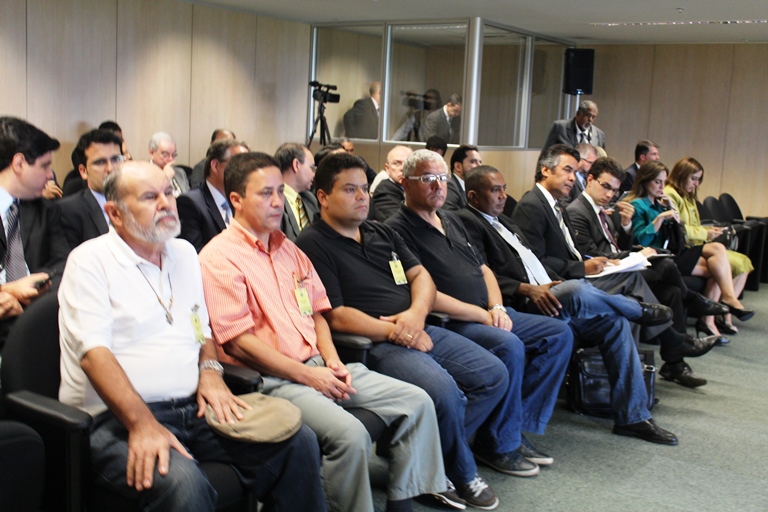 Sessão do CJF posterga definição sobre temas prioritários dos servidores da Justiça Federal de todo o país