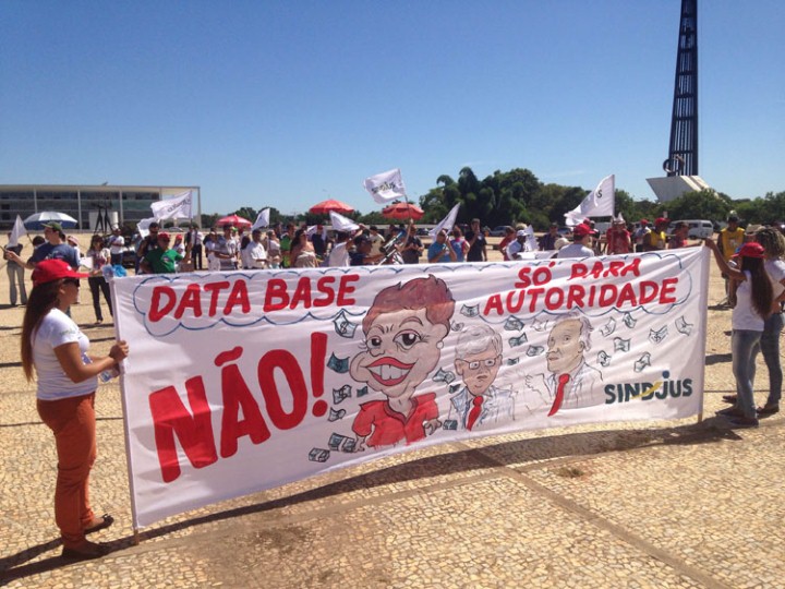 Correio Braziliense repercute ato dos servidores do Judiciário e MPU no STF