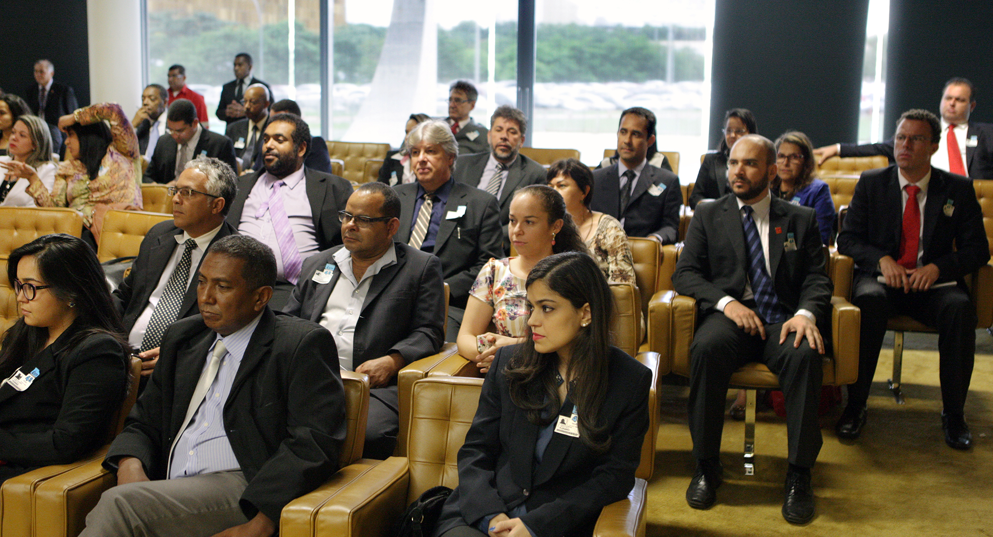 Jogando contra servidores, STF considera ilegal incorporação dos quintos