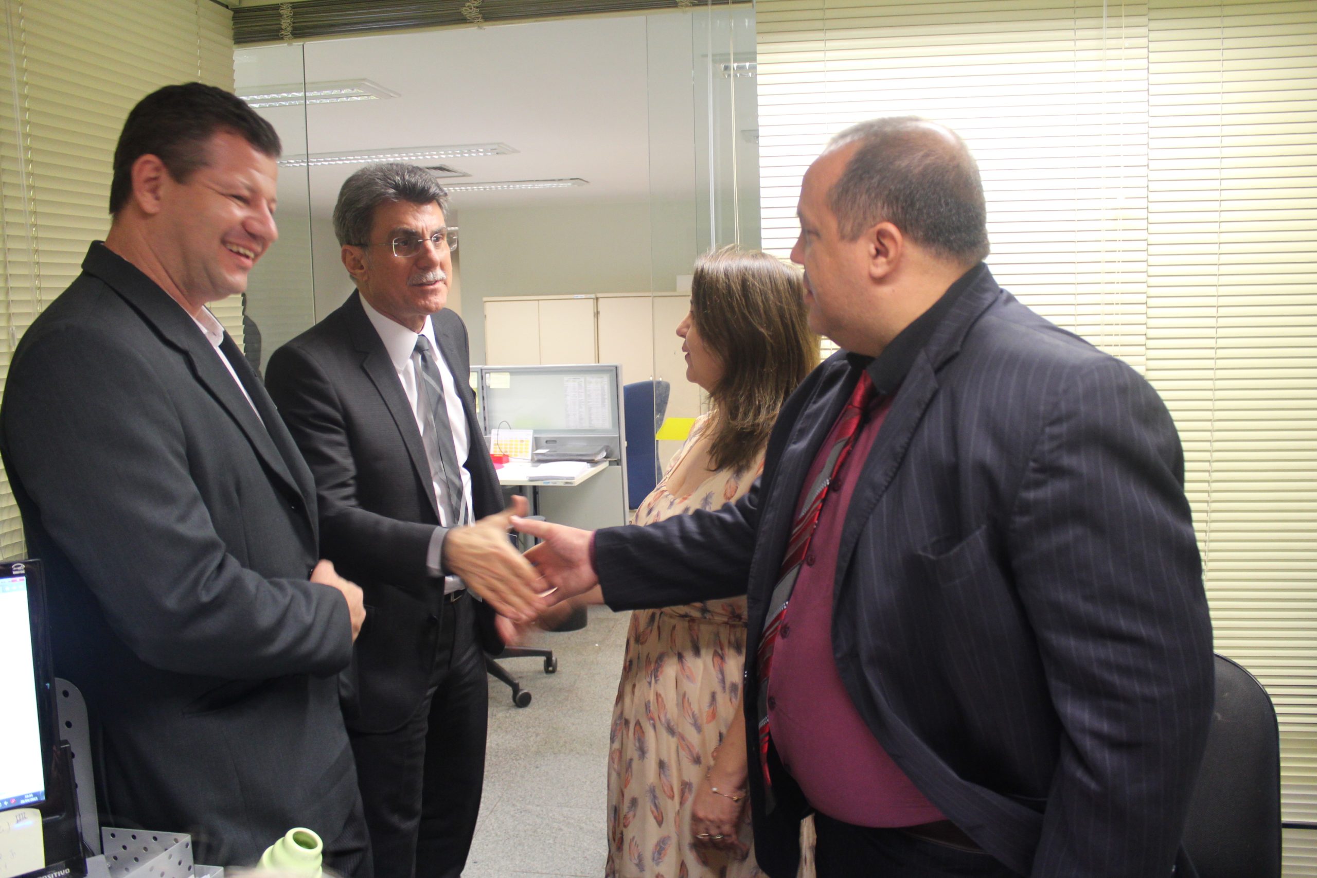 Fenajufe se reúne com senadores pela aprovação dos PLs 7027, 7920 e aposentadoria especial