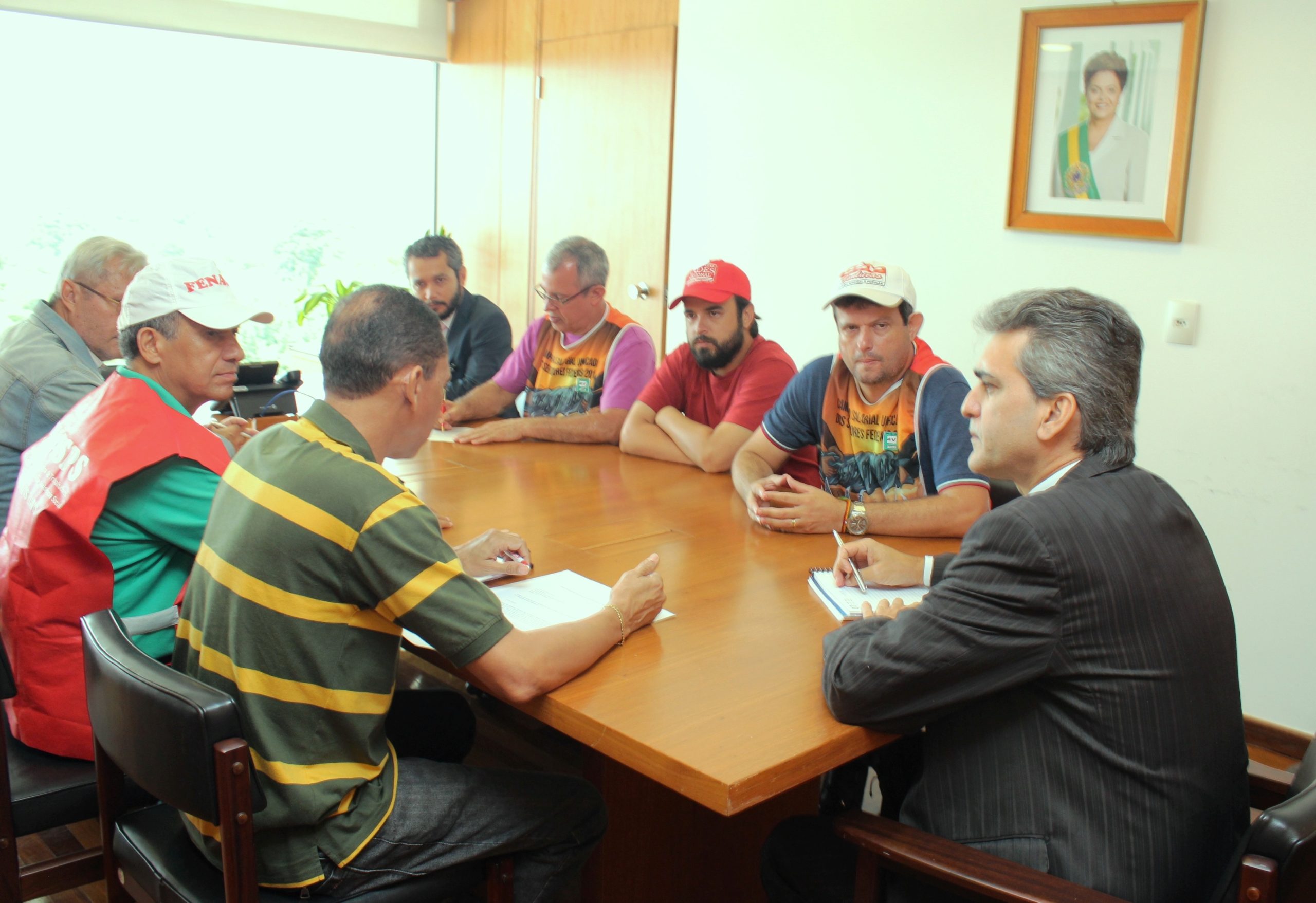 Após manifestação, Fórum dos SPFs se reúne com secretaria geral da Presidência