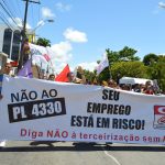 Em Alagoas, milhares protestam contra o PL 4330 da terceirização