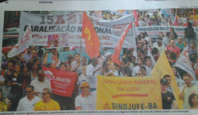 Na Bahia, categoria participa de manifestação contra PL 4330/04