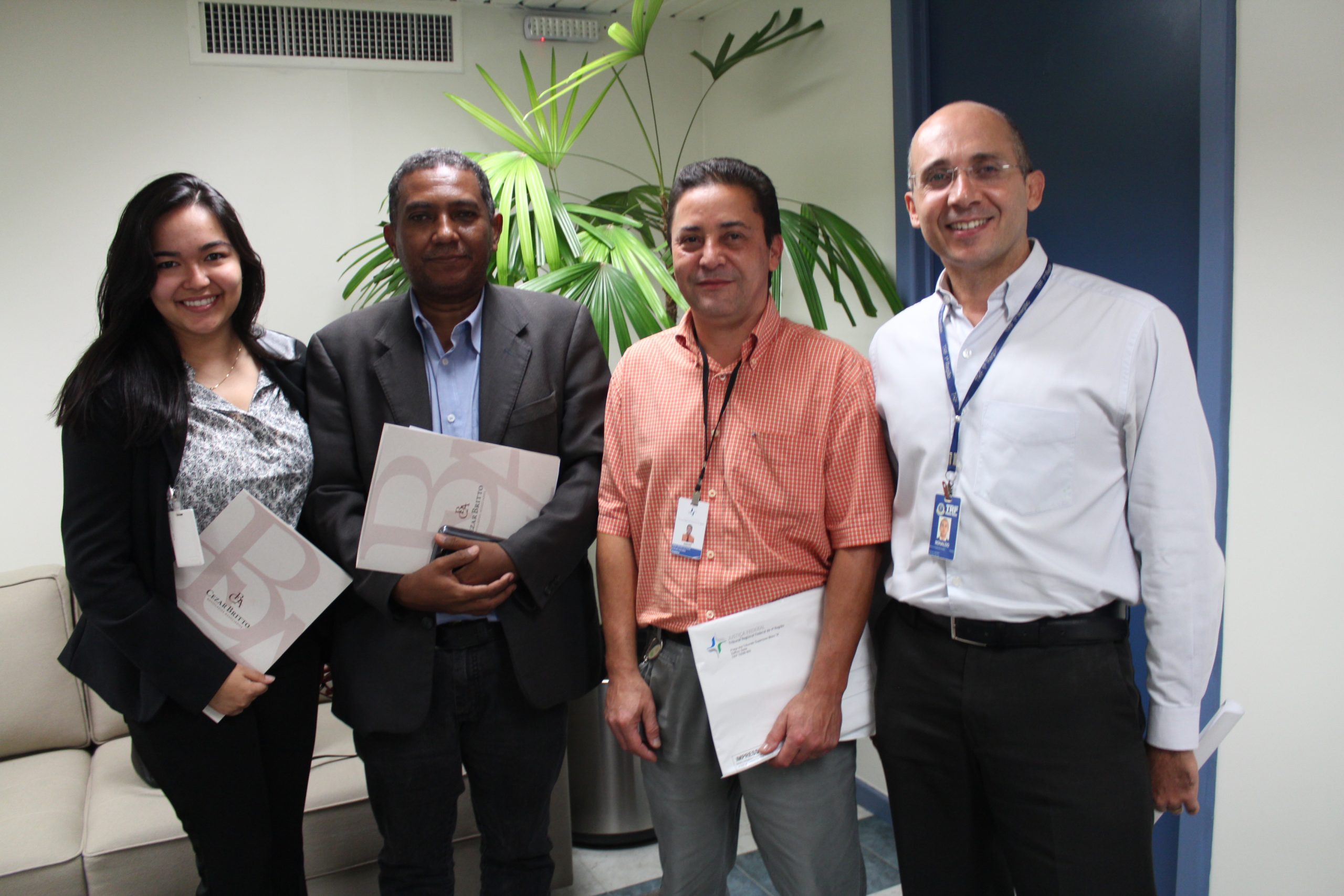 Fenajufe pede apoio no TRF1 para alterar resolução sobre auxiliares