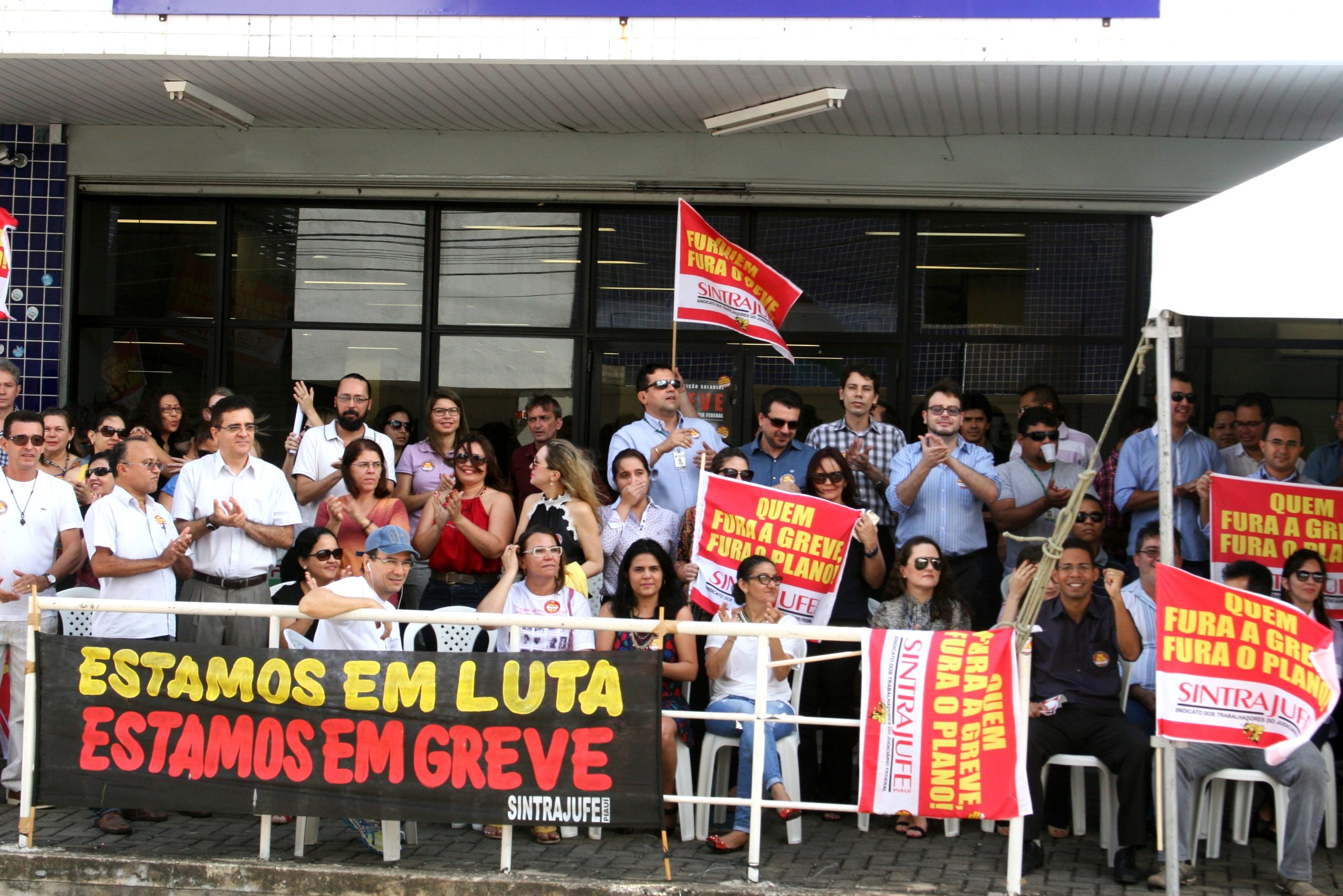 Servidores do Judiciário Federal do Piauí entram em greve a partir de hoje