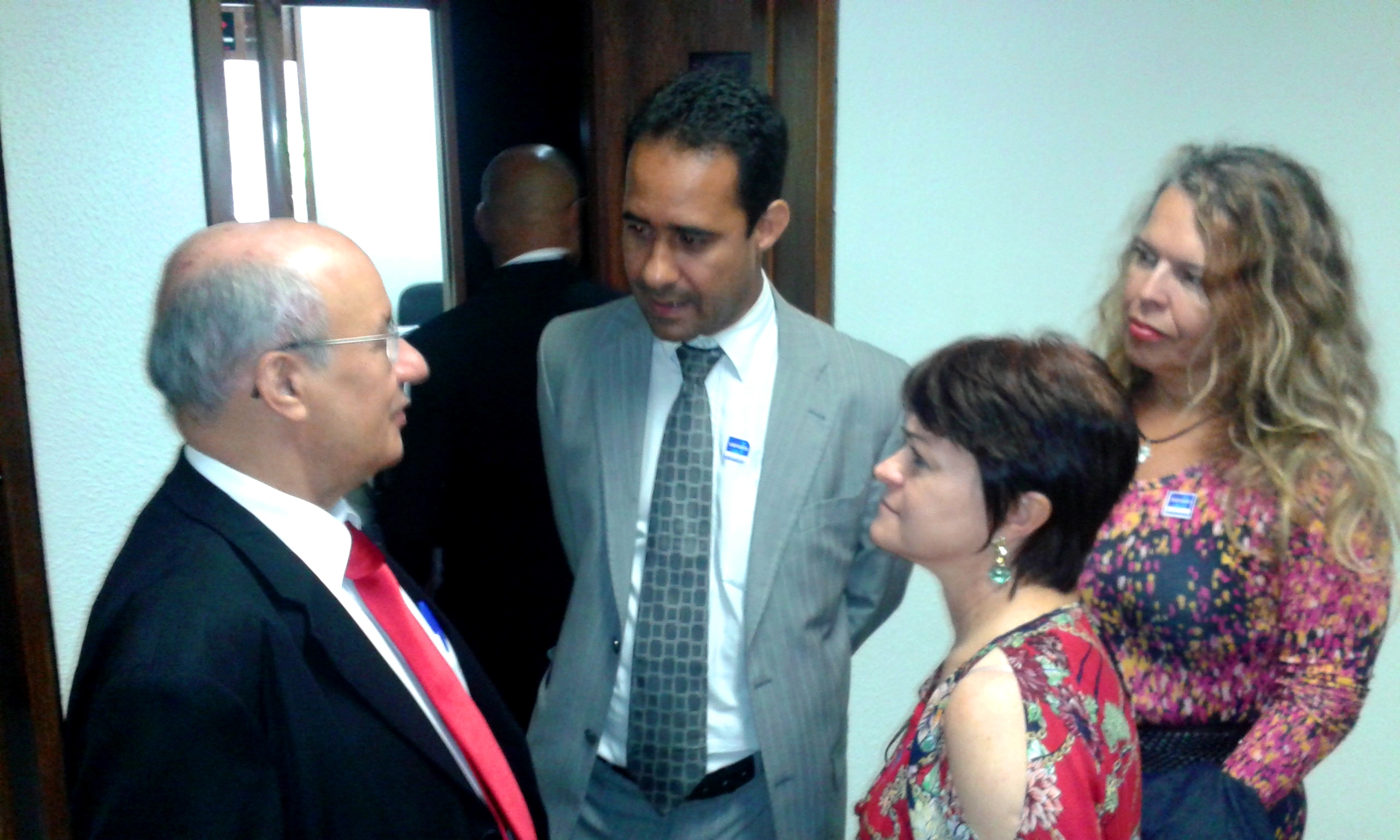 Fenajufe segue empenhada pela votação da isonomia dos chefes de cartórios