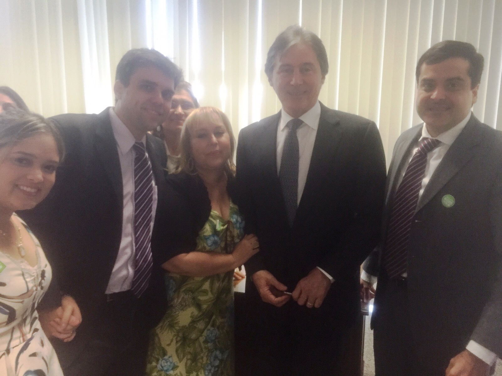 Delegação do Sinje/CE reúne-se com líder do PMDB, que promete apoio