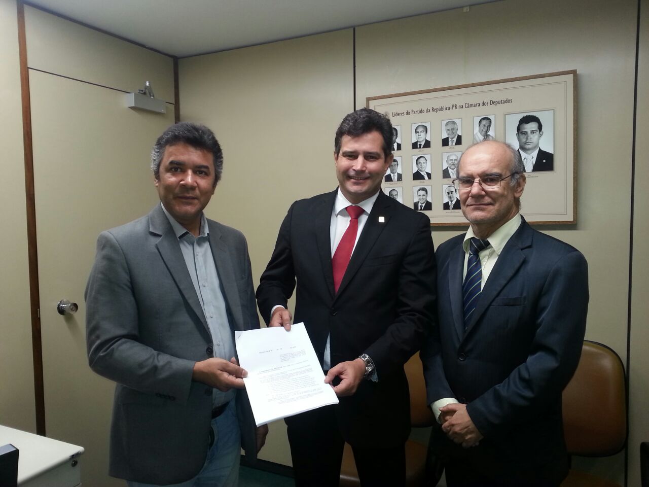 Líder do PR, Maurício Quintella, manifesta apoio à aprovação do PL 2648