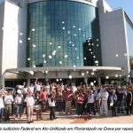 Data-base: luta urgente e unificada, convoca Sintrajusc