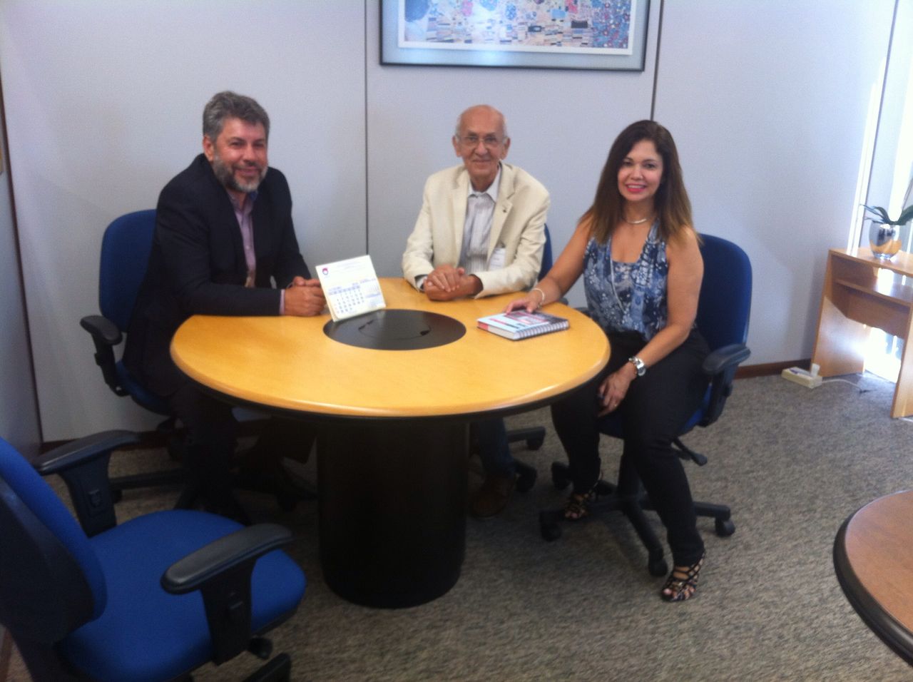 Fenajufe discute situação dos artífices em reunião no CSJT