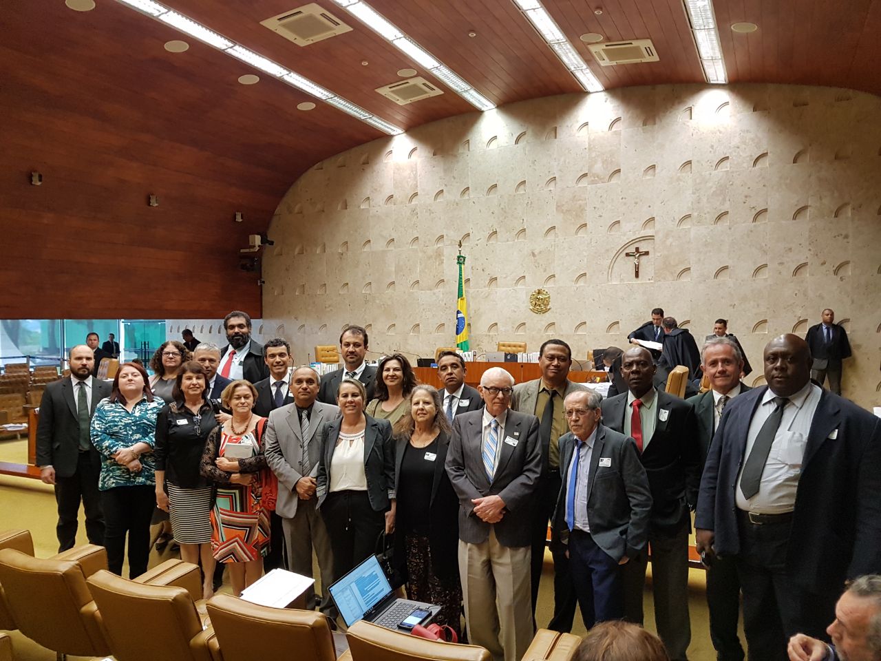 Quintos continuam na pauta para a quinta-feira, 22