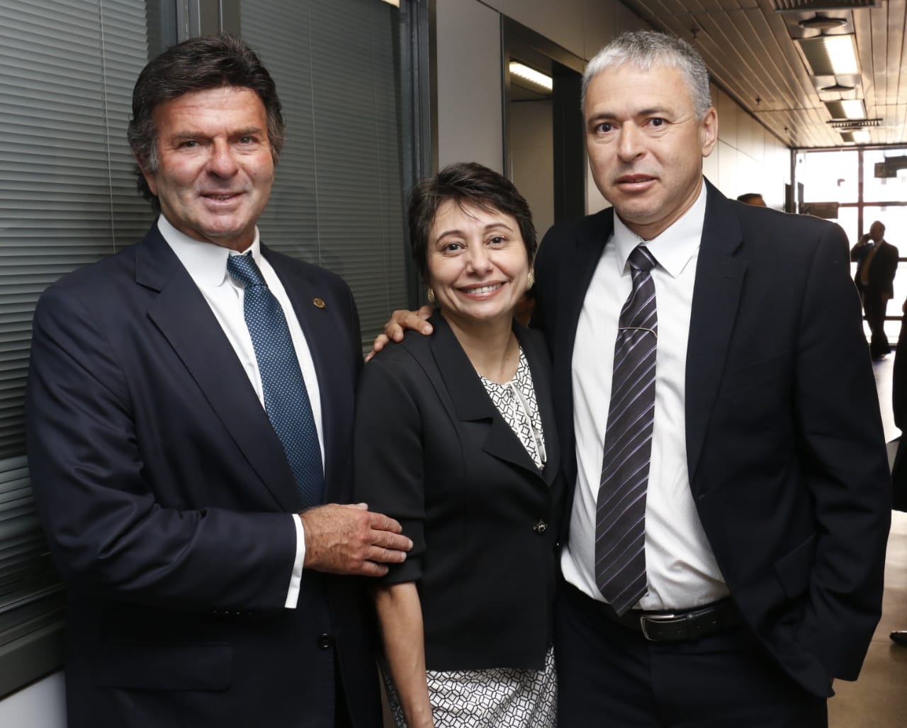 Sinjufego se reúne com ministro Fux e cobra manutenção dos quintos