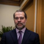 Folha de São Paulo: Cortes nos salários dos servidores vão prejudicar população, dizem sindicatos