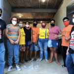 Sintrajuf-PE faz entrega de cestas básicas da campanha Vacina Contra a Fome