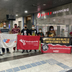 Sintrajuf-PE participa de blitz no aeroporto para cobrar deputados o voto contra a PEC32