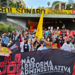 Dezenas de milhares se manifestam em Porto Alegre pelo “Fora Bolsonaro”; Sintrajufe/RS e outras entidades levaram para a mobilização luta contra a PEC 32
