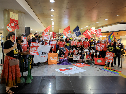 Pressão contra a reforma administrativa continua no aeroporto de Brasília