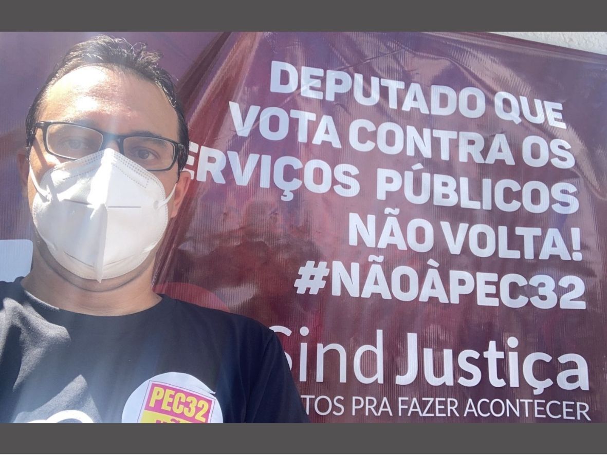Sintrajuf-PE marca presença em ato nacional realizado no Recife contra a PEC32