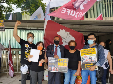 PEC 32: servidores retomam vigília permanente em Brasília após feriado prolongado