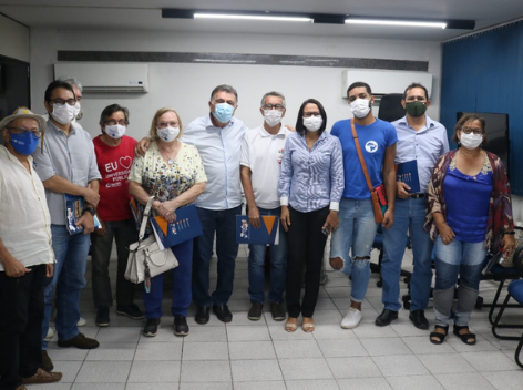 Sintrajuf-PE junto a Frente Pernambucana em Defesa dos Serviços Públicos pede apoio da AMUPE