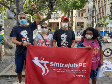 Sintrajuf-PE marca presença no ato #MulheresPeloForaBolsonaro do Recife