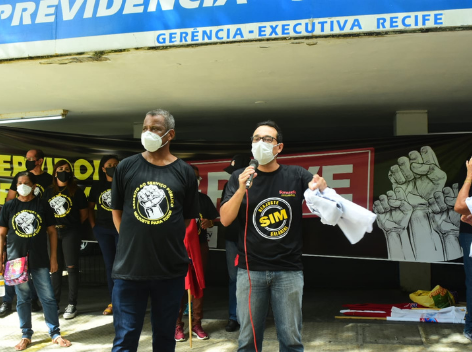 Sintrajuf-PE participa de ato da greve dos previdenciários