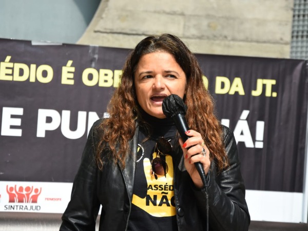 Luciana Martins Carneiro