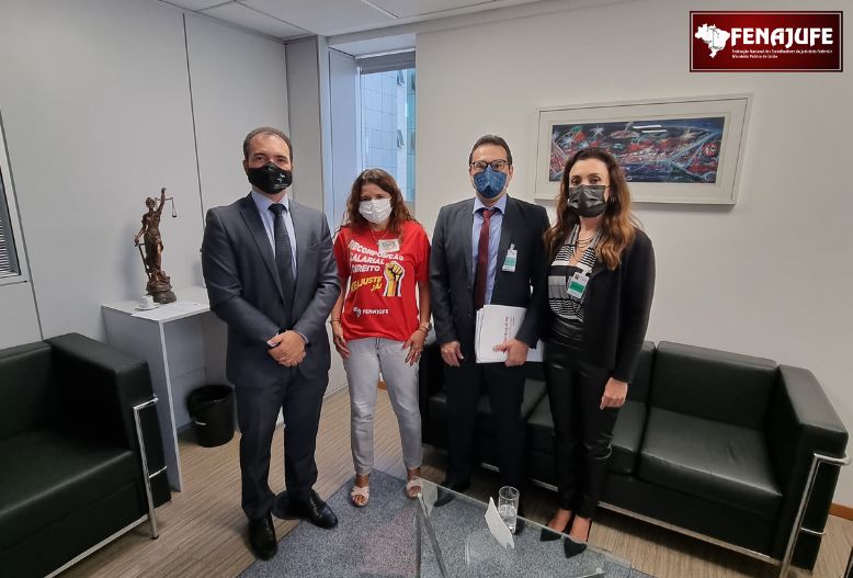 Fenajufe defende NS, recomposição salarial e alerta sobre PL da desjudicialização em reunião no CNJ