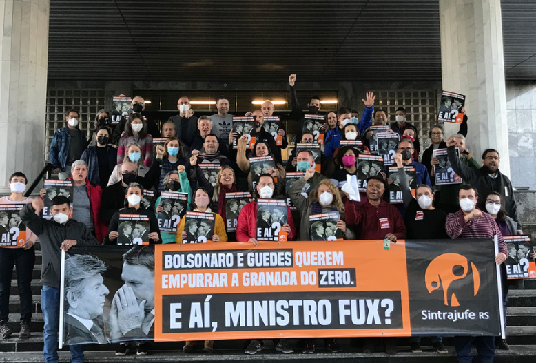 Assembleias de base do Sintrajufe/RS, em Porto Alegre e no interior, marcam dia de luta por reposição salarial e indignação da categoria