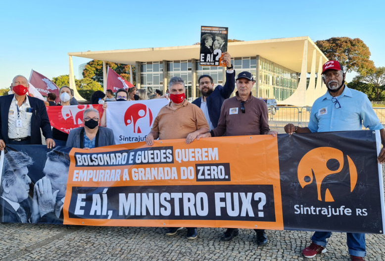 Colegas que participaram de caravana da semana a Brasília avaliam atividades e reforçam a importância da participação e da mobilização