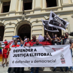 Sintrajuf-PE participa de ato em defesa da democracia e faz defesa da Justiça Eleitoral