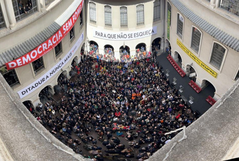 Em evento histórico, entidades lançam manifesto em defesa da democracia que já ultrapassa 1 milhão de assinaturas