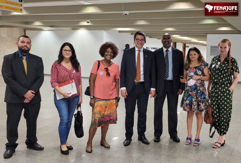 Fenajufe encerra mais uma semana de pressão pela derrubada do veto ao nível superior (NS)