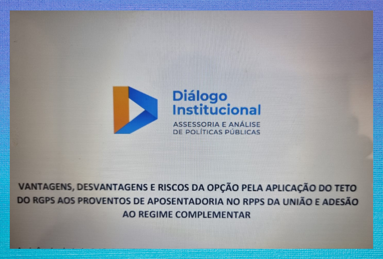 Fenajufe disponibiliza análise sobre migração dos servidores públicos ao regime complementar