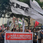 Sisejufe participa do Dia Nacional de Luta em Defesa da Educação, que também teve protesto contra a PEC 32