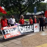 Em ato em frente ao TRF4, Sintrajufe/RS exige punição de acusado de assédio no tribunal; denúncia completa 1232 dias